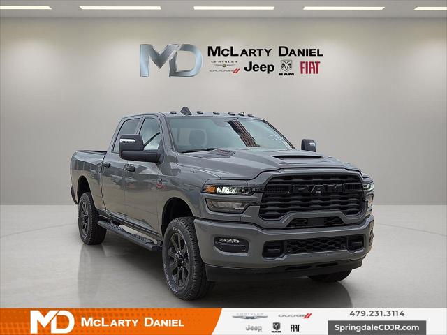 2026 RAM Ram 2500 RAM 2500 BLACK EXPRESS CREW CAB 4X4 64 BOX
