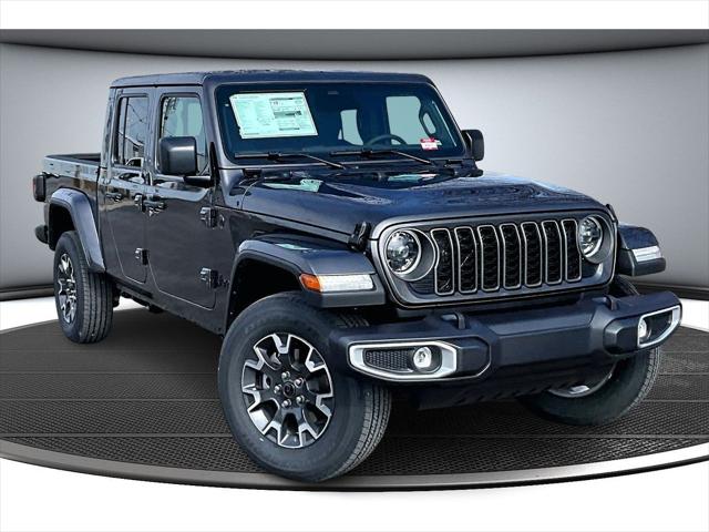 2026 Jeep Gladiator GLADIATOR SAHARA 4X4