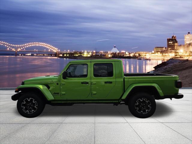 2026 Jeep Gladiator GLADIATOR SAHARA 4X4
