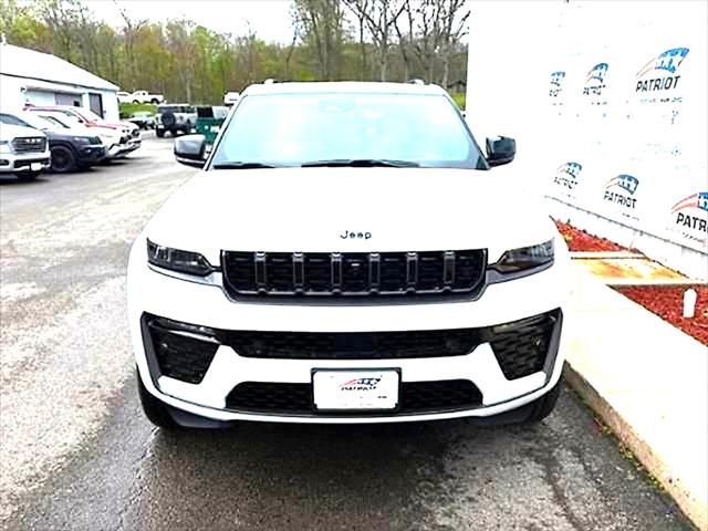 2026 Jeep Grand Cherokee GRAND CHEROKEE SUMMIT 4X4 2026 Jeep Grand Cherokee GRAND CHEROKEE SUMMIT 4X4