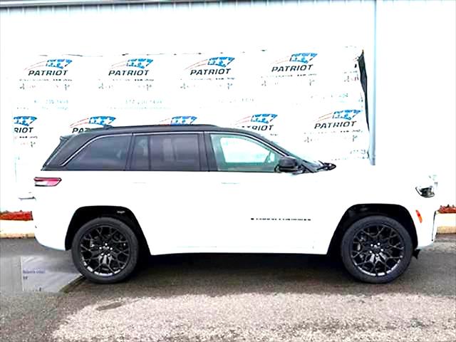 2026 Jeep Grand Cherokee GRAND CHEROKEE SUMMIT 4X4 2026 Jeep Grand Cherokee GRAND CHEROKEE SUMMIT 4X4