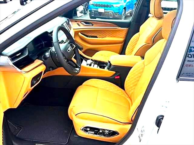 2026 Jeep Grand Cherokee Summit 4x4