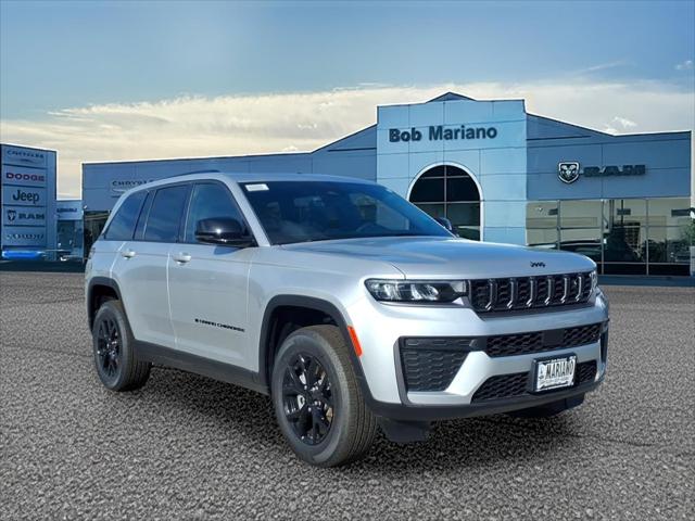 2026 Jeep Grand Cherokee GRAND CHEROKEE LAREDO ALTITUDE 4X4 2026 Jeep Grand Cherokee GRAND CHEROKEE LAREDO ALTITUDE 4X4
