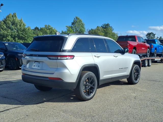 2026 Jeep Grand Cherokee GRAND CHEROKEE LAREDO ALTITUDE 4X4 2026 Jeep Grand Cherokee GRAND CHEROKEE LAREDO ALTITUDE 4X4