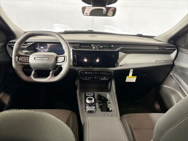 2026 Jeep Cherokee Laredo 4x4