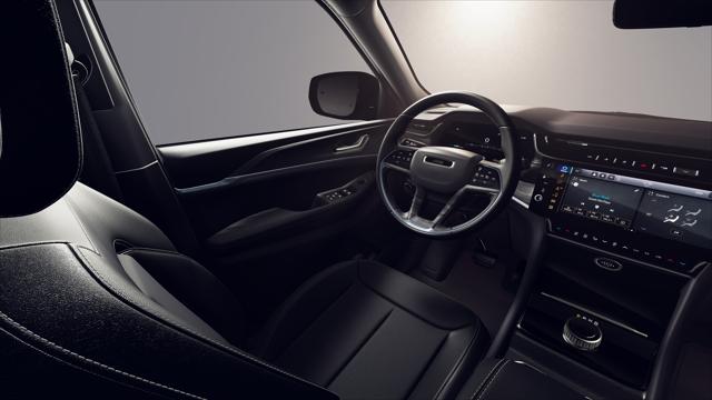 2026 Jeep Grand Cherokee Altitude 4x4