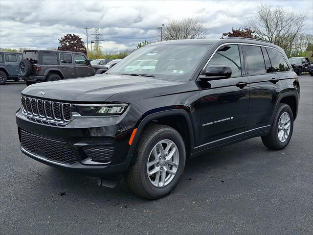 2026 Jeep Grand Cherokee GRAND CHEROKEE LAREDO X 4X4