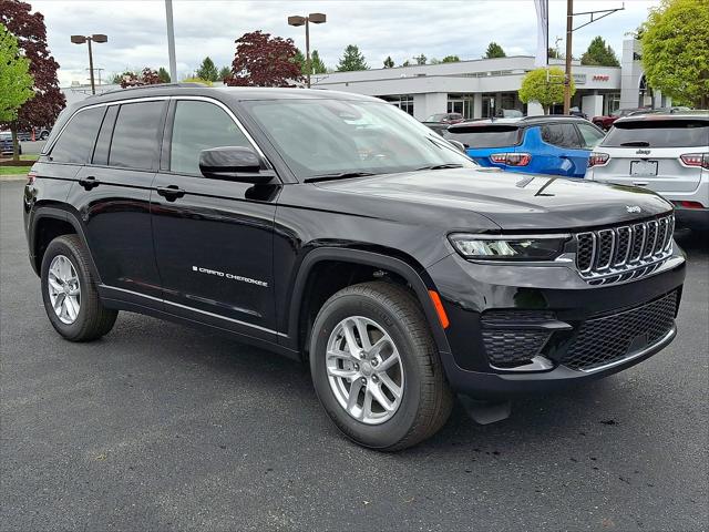 2026 Jeep Grand Cherokee GRAND CHEROKEE LAREDO X 4X4