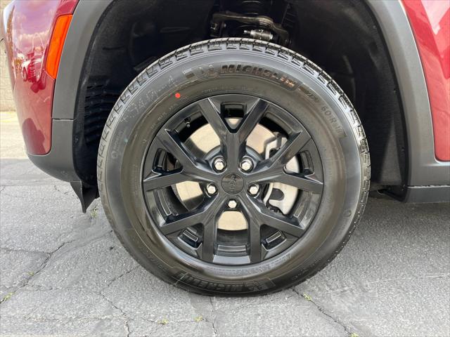 2026 Jeep Grand Cherokee Altitude 4x4