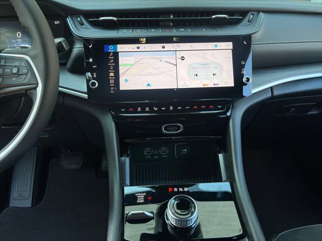 2026 Jeep Grand Cherokee Altitude 4x4