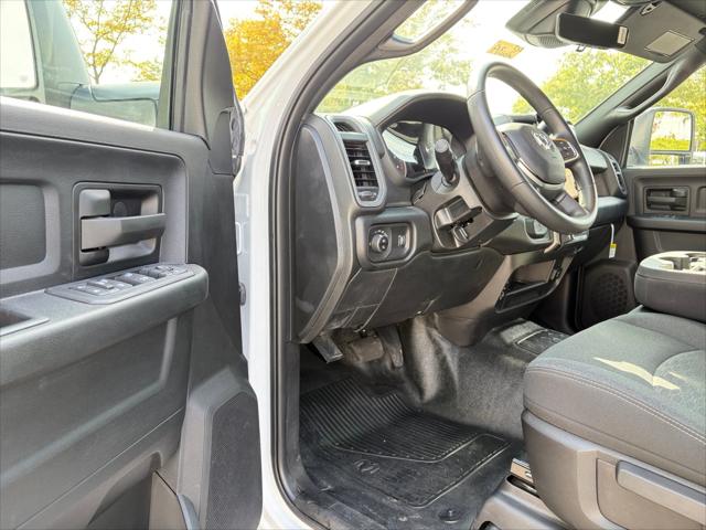 2026 Ram 3500 Chassis Cab Tradesman/Big Horn
