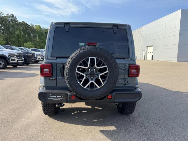 2026 Jeep Wrangler 4-Door Sahara 4x4
