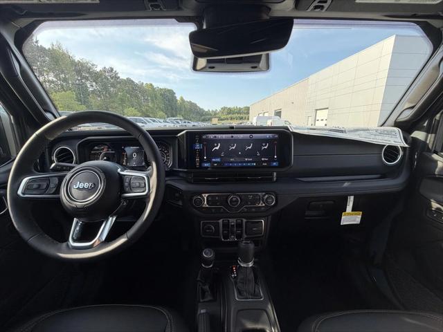 2026 Jeep Wrangler 4-Door Sahara 4x4