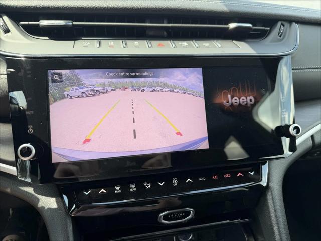 2026 Jeep Grand Cherokee Altitude 4x2