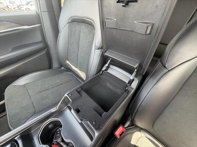 2026 Jeep Grand Cherokee Altitude 4x2