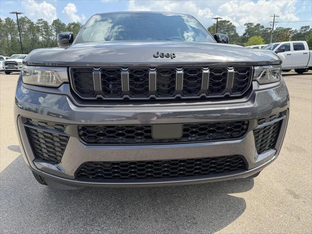 2026 Jeep Grand Cherokee Altitude 4x2