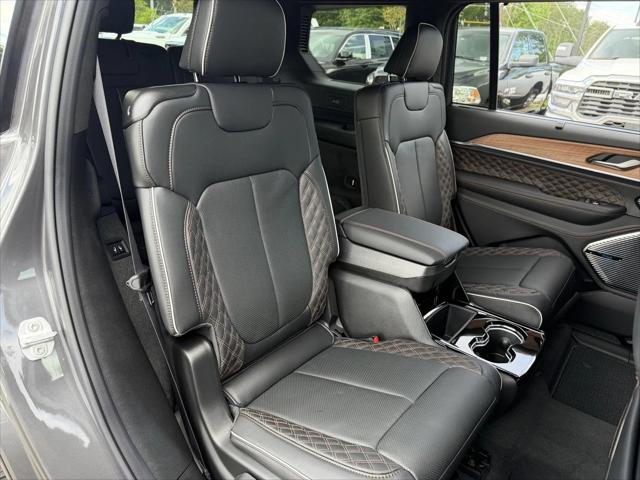 2026 Jeep Grand Cherokee Summit 4x4