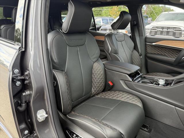 2026 Jeep Grand Cherokee Summit 4x4