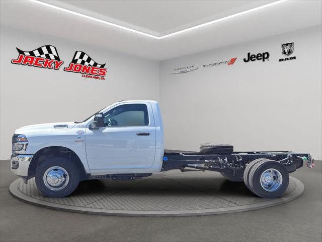 2026 RAM Ram 3500 Chassis Cab RAM 3500 TRADESMAN CHASSIS REGULAR CAB 4X4 84 CA