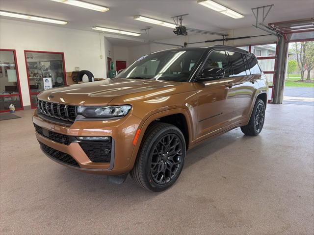 2026 Jeep Grand Cherokee Summit 4x4