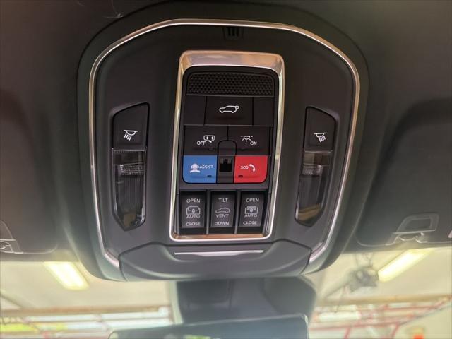 2026 Jeep Grand Cherokee Summit 4x4