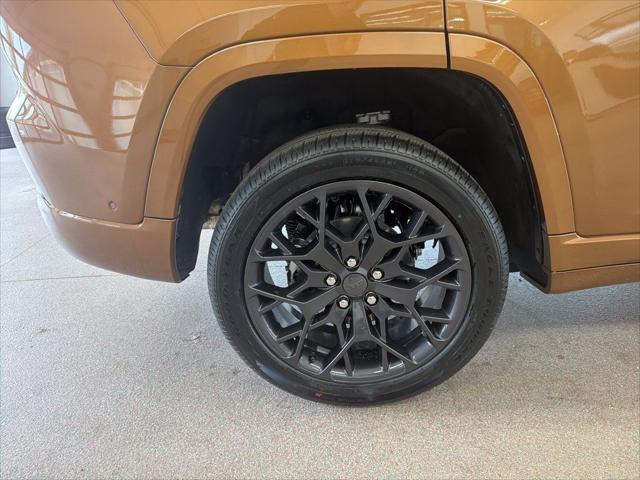 2026 Jeep Grand Cherokee Summit 4x4