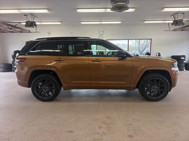 2026 Jeep Grand Cherokee Summit 4x4
