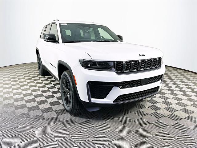 2026 Jeep Grand Cherokee GRAND CHEROKEE LAREDO ALTITUDE 4X4