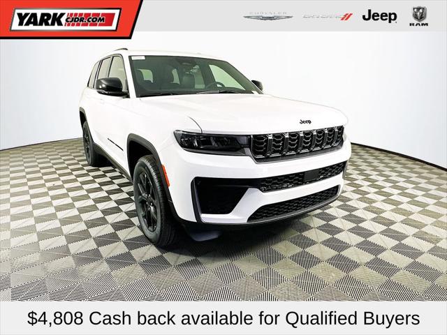 2026 Jeep Grand Cherokee GRAND CHEROKEE LAREDO ALTITUDE 4X4