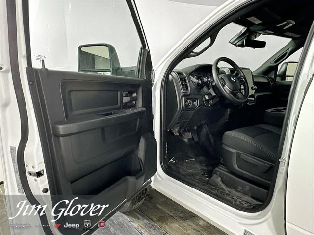 2026 Ram 3500 Chassis Cab Tradesman/Big Horn