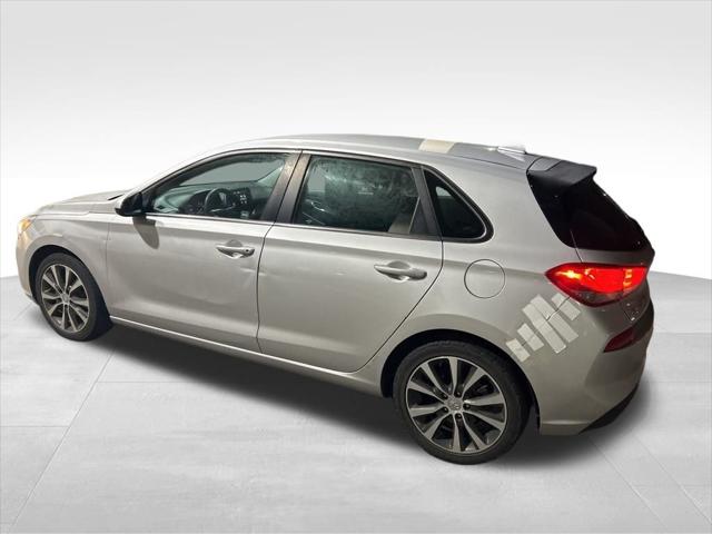 2018 Hyundai Elantra GT Base 2018 Hyundai Elantra GT Base