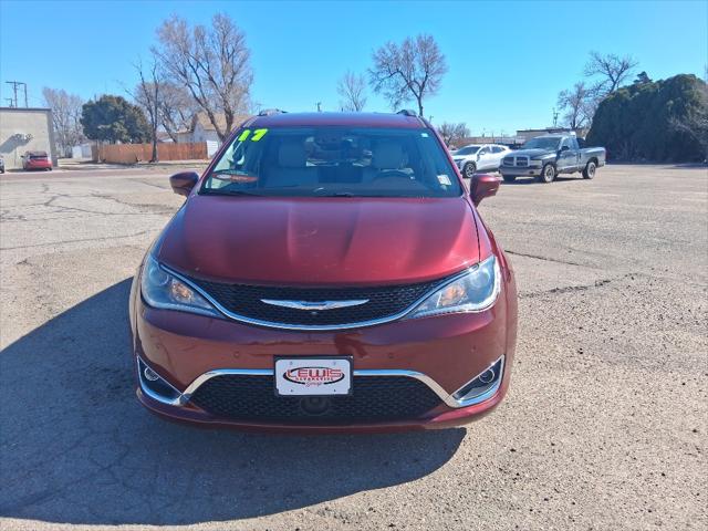 2017 Chrysler Pacifica Touring-L Plus