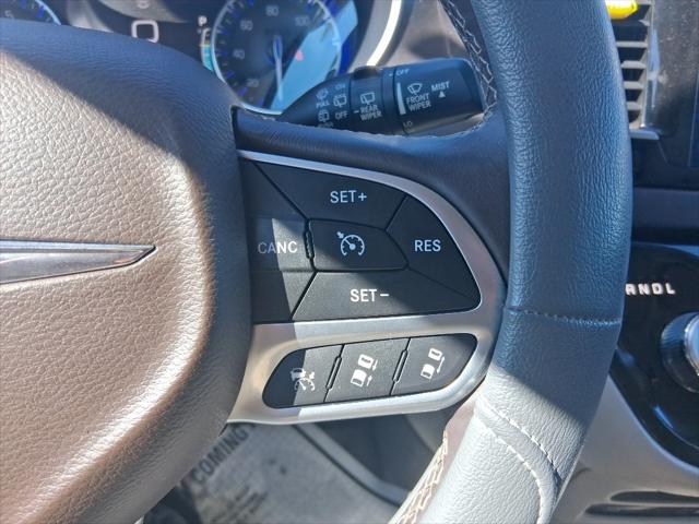 2017 Chrysler Pacifica Touring-L Plus