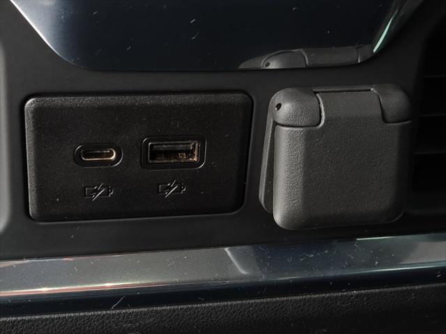 2022 Chevrolet Silverado 1500 2WD Crew Cab Short Bed LTZ
