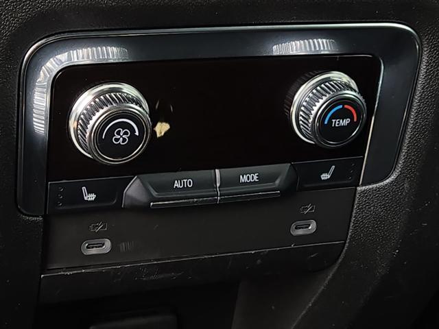 2022 GMC Yukon XL 4WD Denali