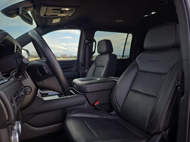 2022 GMC Yukon XL 4WD Denali