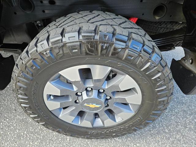 2024 Chevrolet Silverado 2500HD 4WD Crew Cab Standard Bed Custom