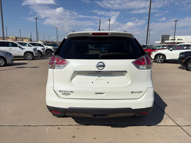 2016 Nissan Rogue SV