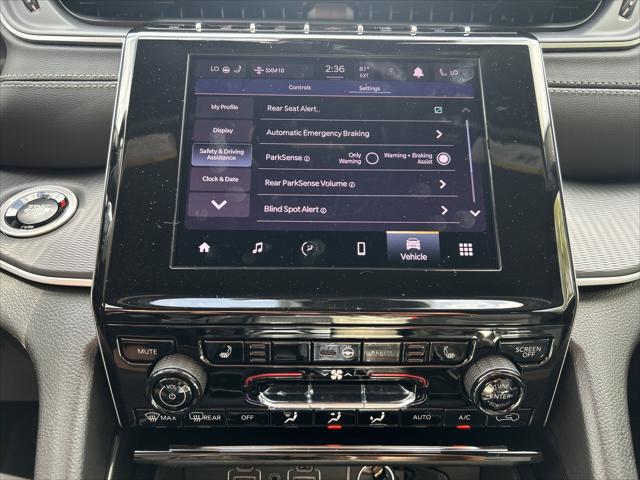 2026 Jeep Grand Cherokee Altitude 4x2