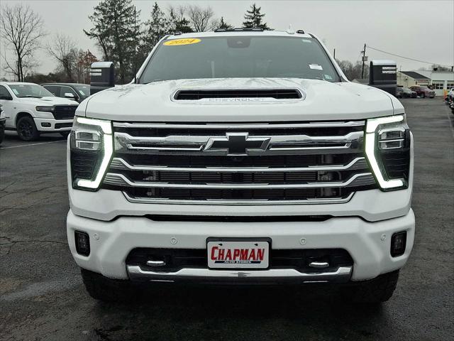 2024 Chevrolet Silverado 3500HD 4WD Crew Cab Standard Bed High Country