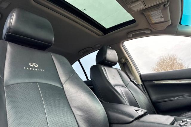 2012 INFINITI G37 X