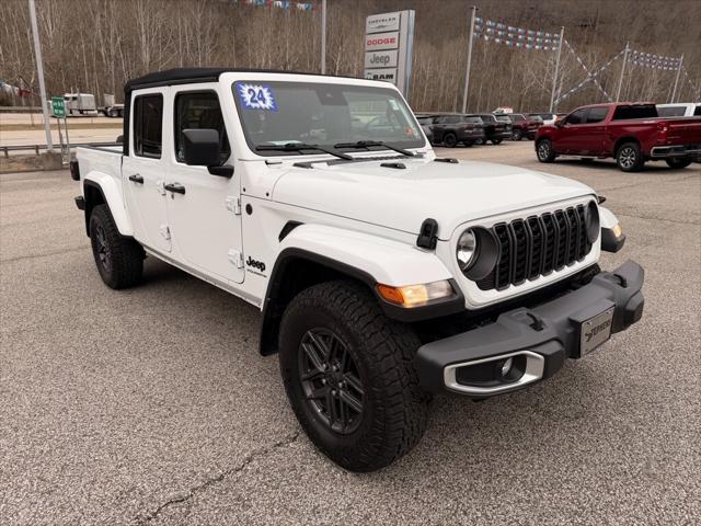 2024 Jeep Gladiator Sport S