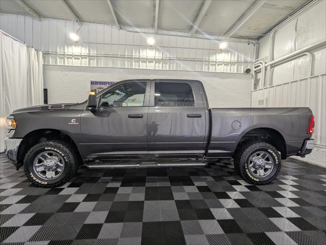 2024 RAM 2500 Tradesman Crew Cab 4x4 64 Box