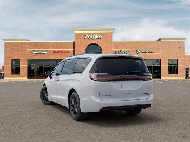 2026 Chrysler Pacifica PACIFICA LIMITED AWD