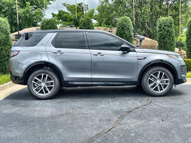 2026 Land Rover Discovery Sport Landmark
