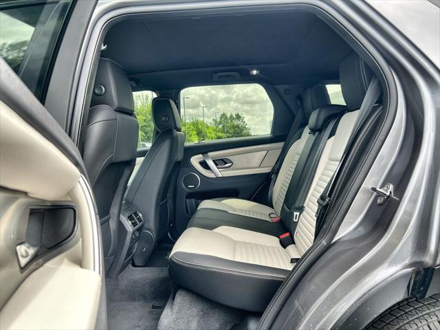2026 Land Rover Discovery Sport Landmark