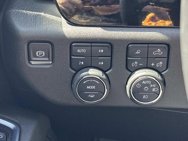 2022 Chevrolet Silverado 1500 4WD Crew Cab Short Bed LTZ