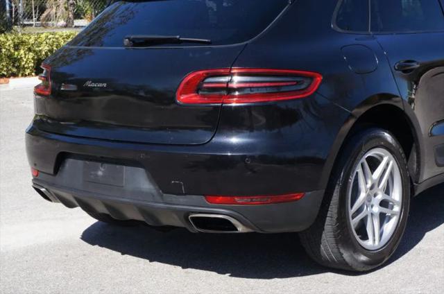 2018 Porsche Macan Base