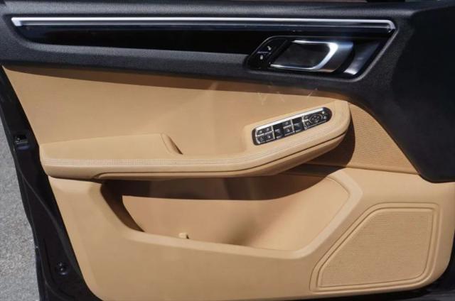 2018 Porsche Macan Base