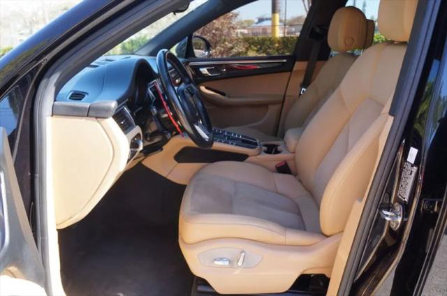 2018 Porsche Macan Base